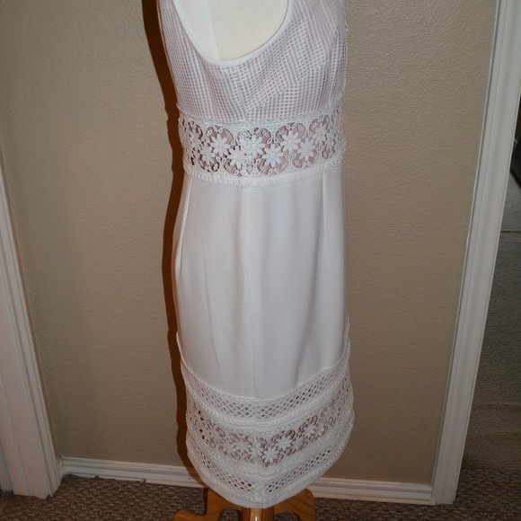 Sacks Fifth Avenue Size 8 off white Cocktail Dress - Picture 4 of 6
